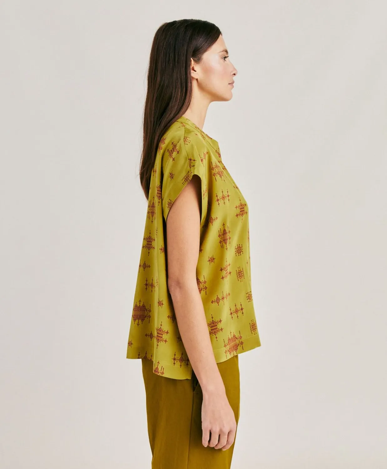 Donne Momonì Bluse E Camicie-Blusa Curacao In Crepe De Chine - Lime/Vino