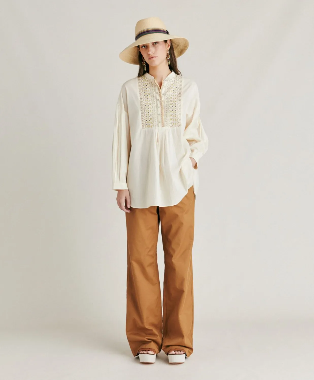 Donne Momonì Bluse E Camicie-Blusa Raphael Con Voile Di Cotone Ricamato - Panna