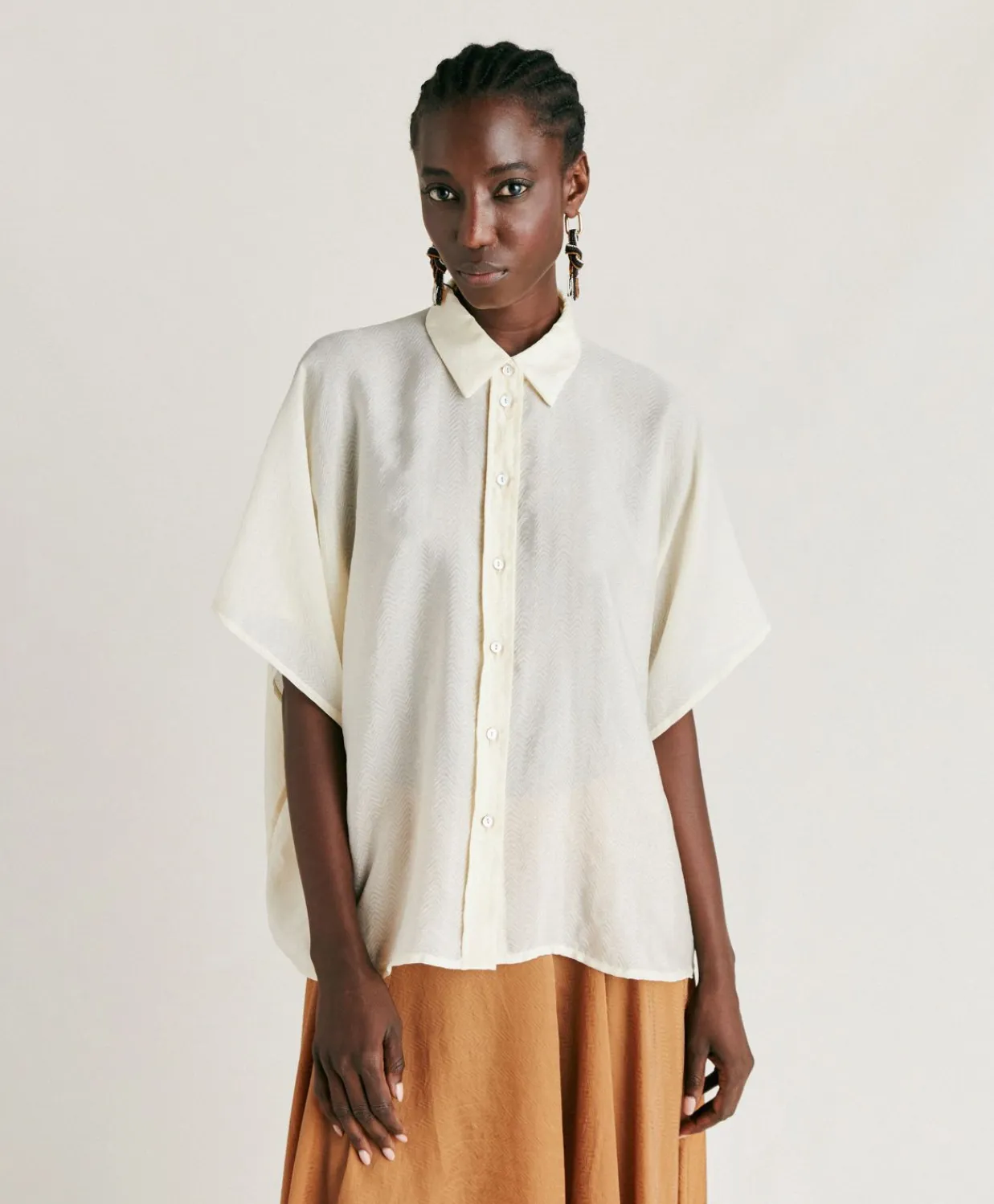 Donne Momonì Completi E Talleur-Camicia Brooklyn In Cupro Jacquard - Panna